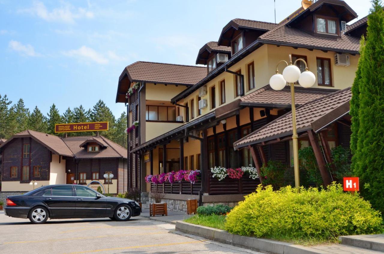 Hotel Zlatiborska Noc Ужице Экстерьер фото